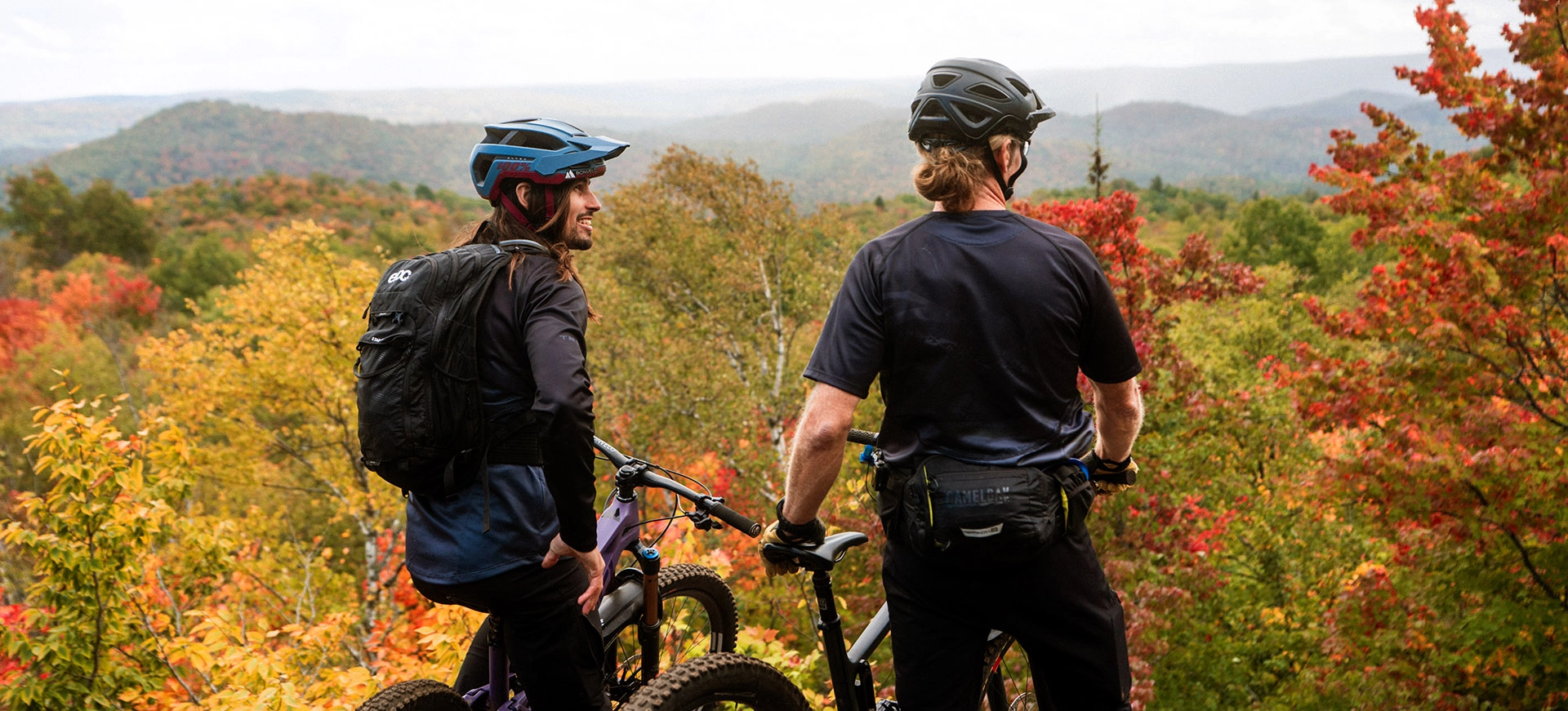 Prima pagina 37 Prima pagina -Vendite Caschi 9