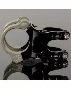 Renthal Attacco Manubrio MTB Apex 50mm 31.8, Nero/Oro (Alluminio) -Vendite Caschi renthal attacco manubrio mtb apex 50mm 318 nero oro alluminio 2